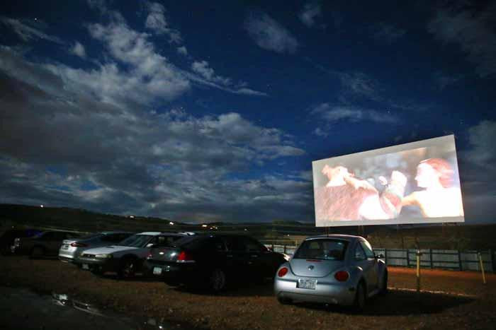 5 Hidden Drive-In Theaters In Colorado You Probably Didn't Know Exist