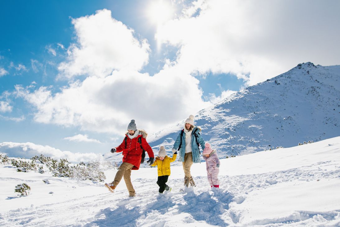 Must-Have Kids’ Clothing for Winter Hiking