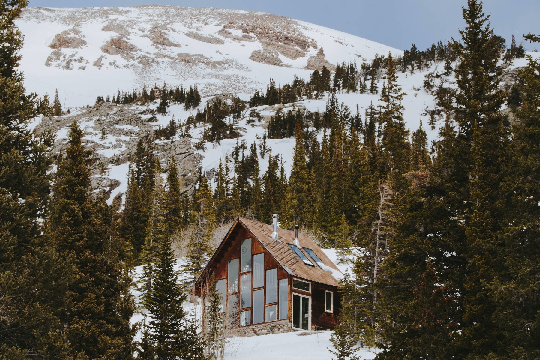 10 Must Vist Colorado Winter Cabins To Add To Your Bucket List   Lucas Ludwig VlWKGkYPo U Unsplash Cropped 6ec2c6ff Dfb1 4891 95d5 87636153ddaf 1800x 