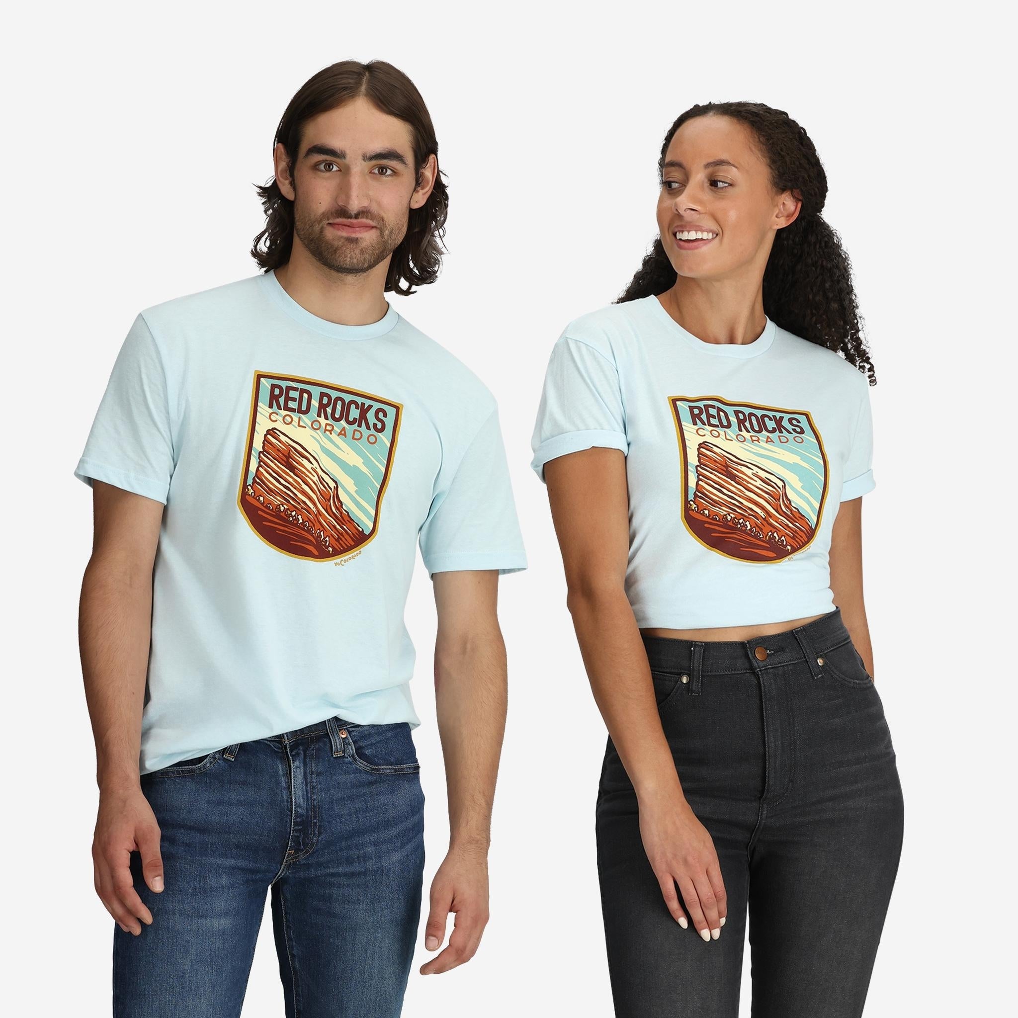 Unisex Red Rocks Colorado T-Shirt - Lt Blue